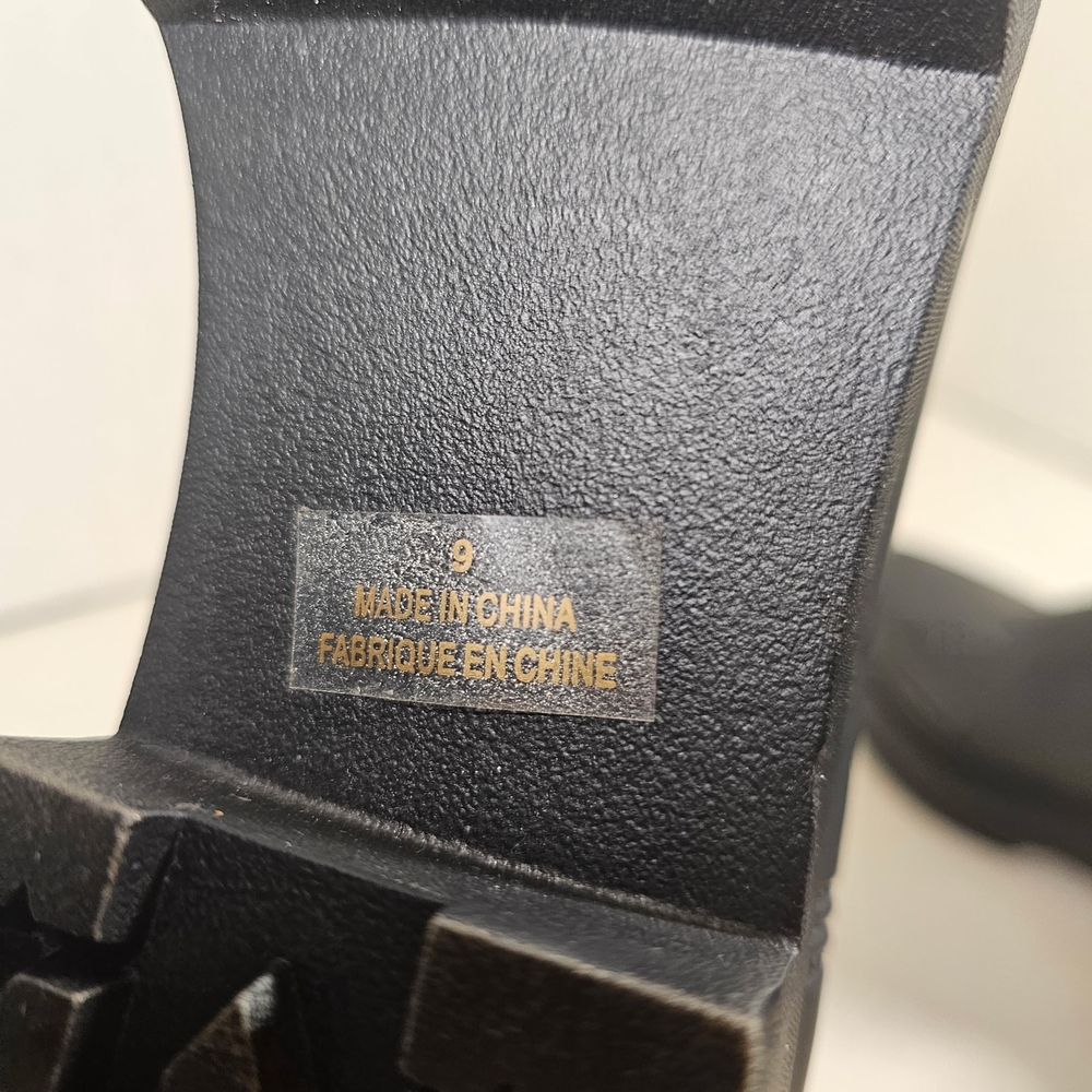 Jeffrey Campbell Black Chelsea Platform Rain Booties - Picture 9 of 9